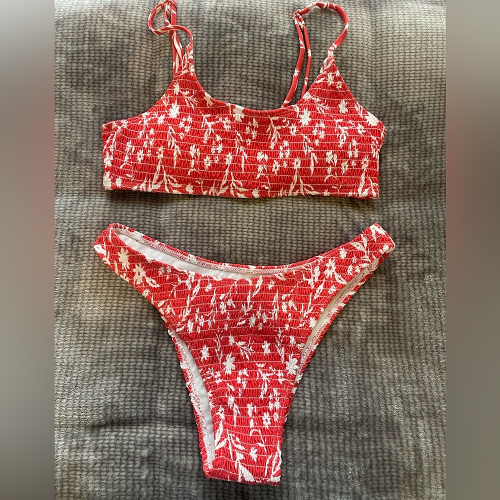Bathing suit set